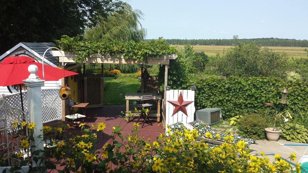 Atelier Galerie Anne Drouin Peinture & Bed & Breakfast 2*