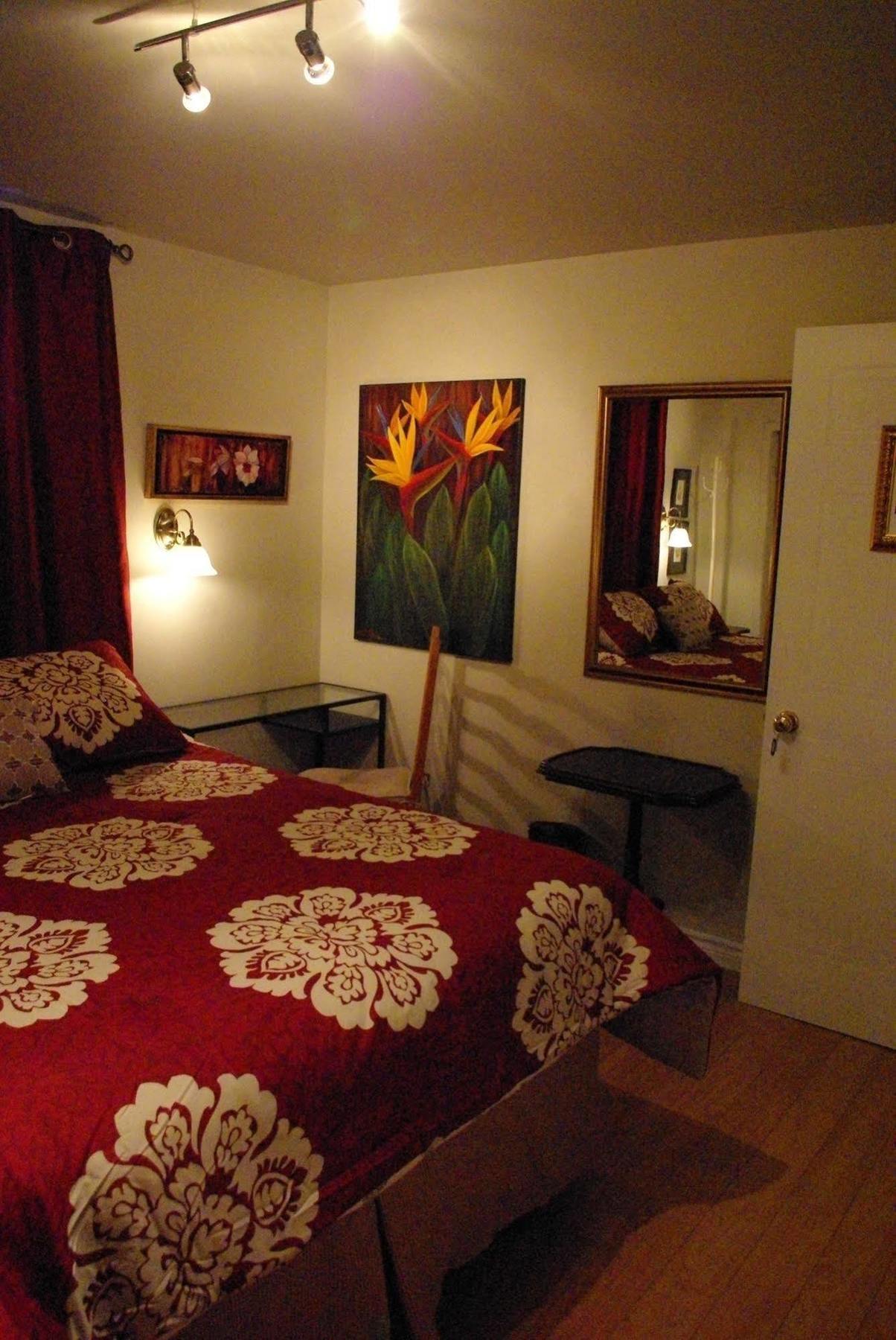 Atelier Galerie Anne Drouin Peinture & Bed & Breakfast Sainte-Julie