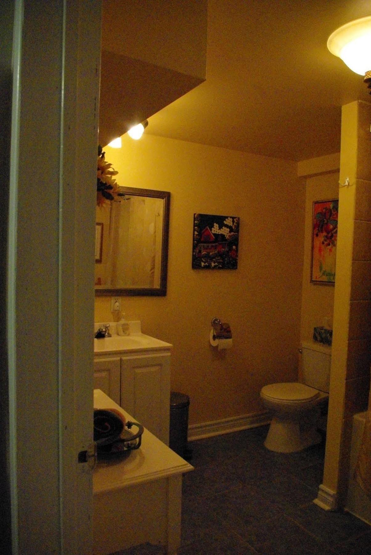 Bed & Breakfast Atelier Galerie Anne Drouin Peinture & Sainte-Julie