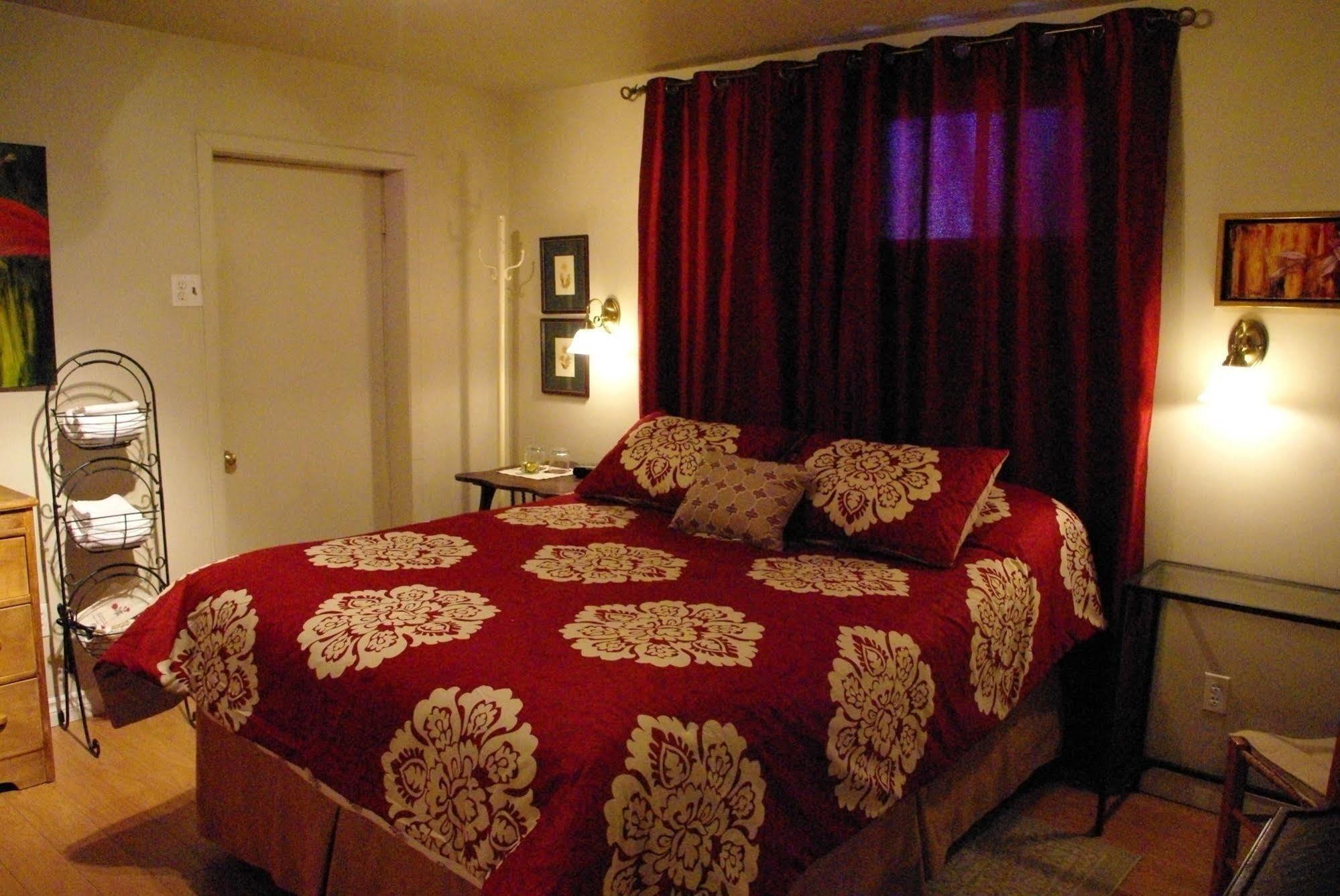 Bed & Breakfast Atelier Galerie Anne Drouin Peinture & 2*